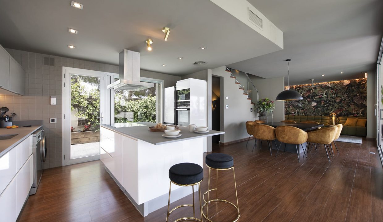 WhatsApp Image 2024-01-02 at 21.48.55(4)