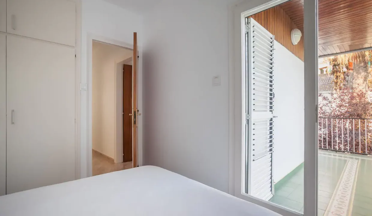 1ed0926b-95f7-4a17-a80f-75da8bc347d9