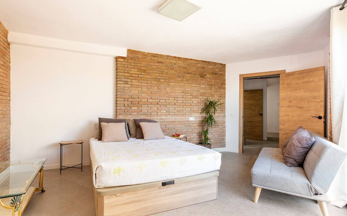 57ea5985e120ba811cd93046f62c8ea233c503c153253a1532d823fe4b6dd66d