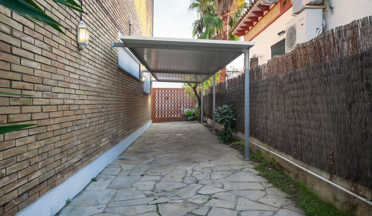 5cf0ba29-771d-4a44-9a14-e5eab1c284ee