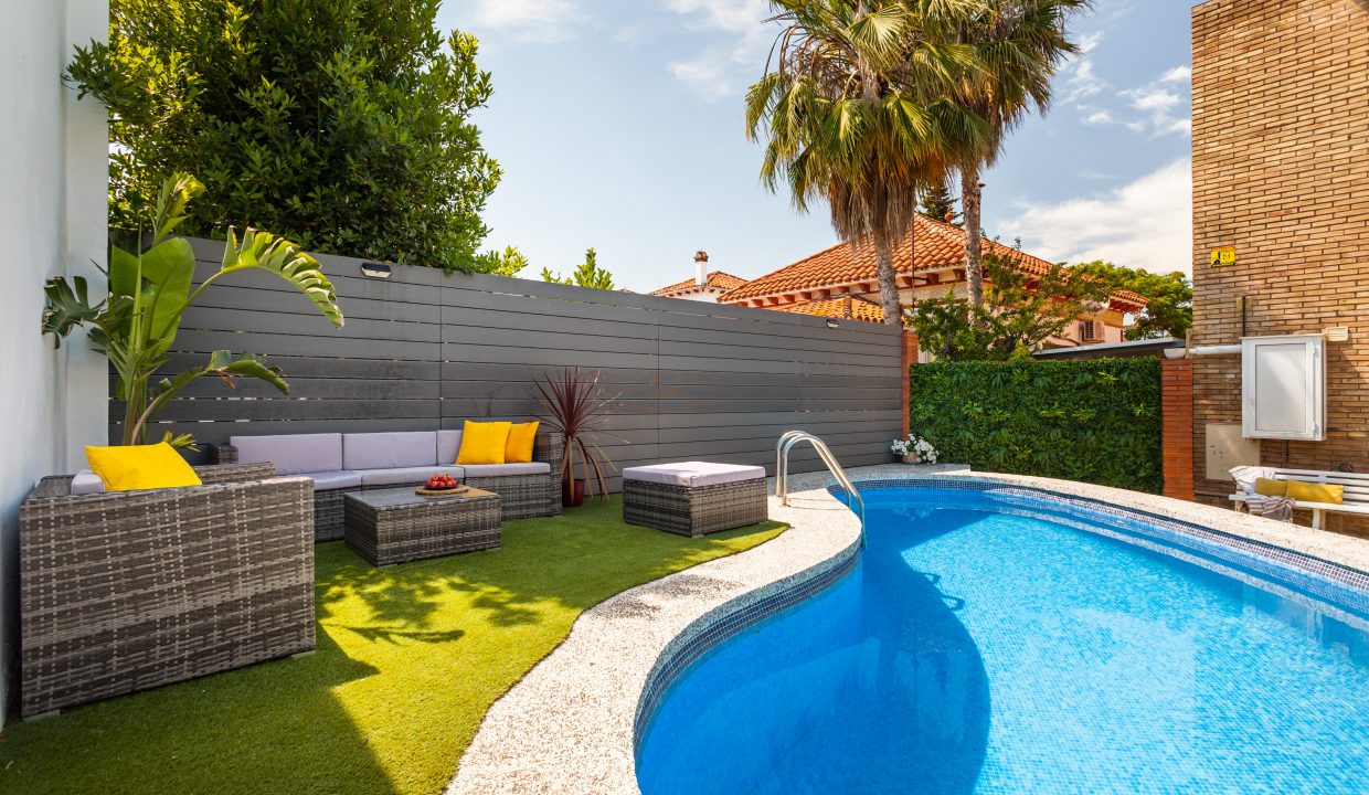 Toni Coll - Castelldefels - Passeig de la Marina 185 - L - 07