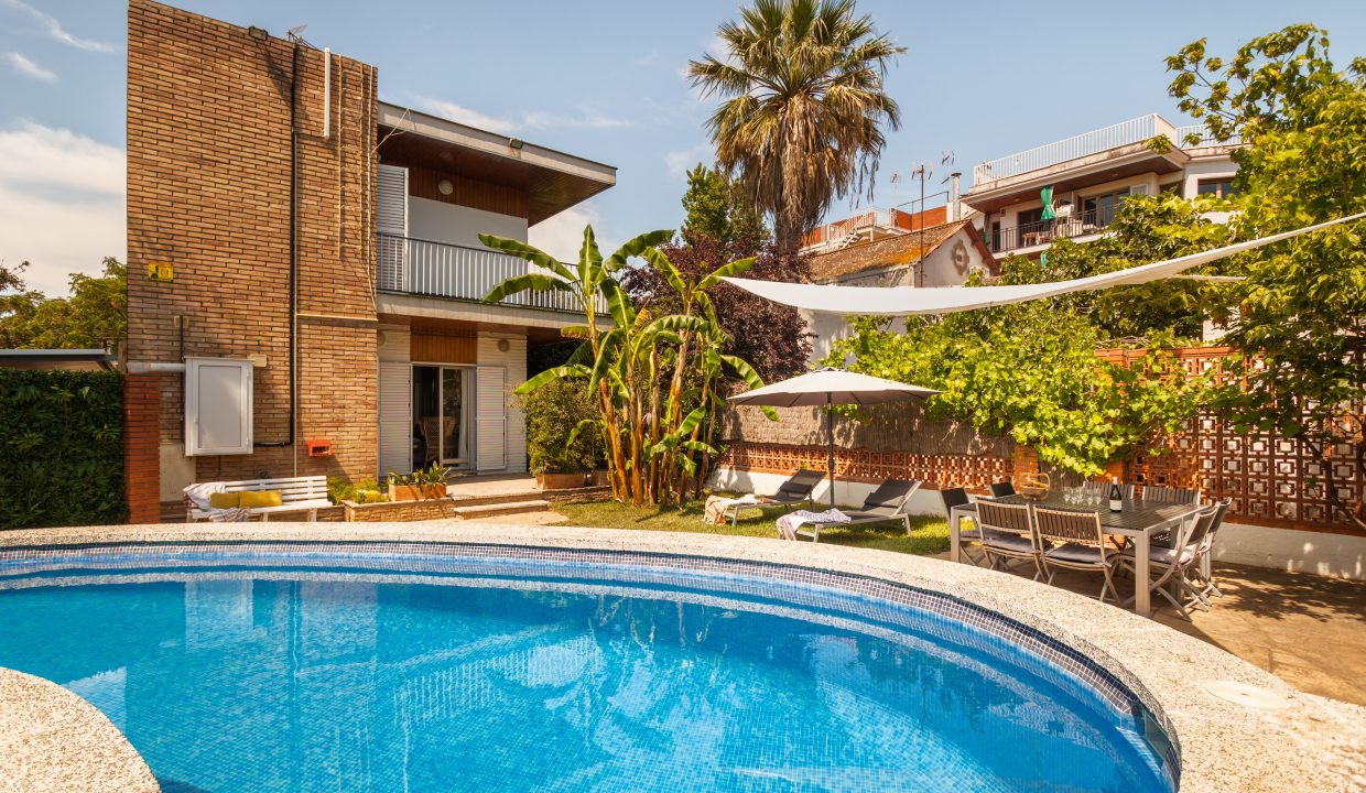 Toni Coll - Castelldefels - Passeig de la Marina 185 - L - 09