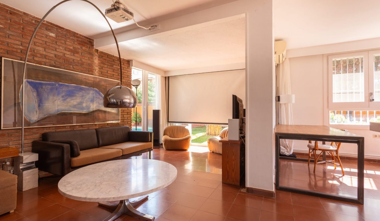 WhatsApp Image 2023-10-13 at 14.55.28(17)