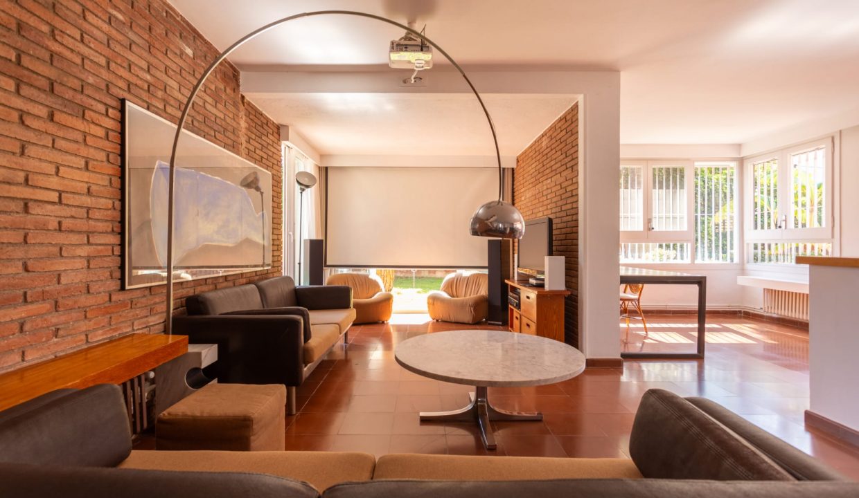 WhatsApp Image 2023-10-13 at 14.55.28(18)