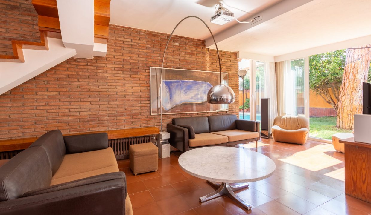 WhatsApp Image 2023-10-13 at 14.55.28(27)