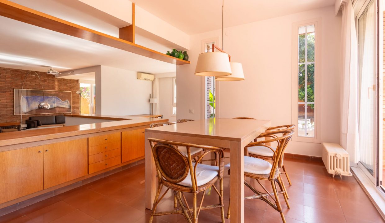 WhatsApp Image 2023-10-13 at 14.55.28(33)