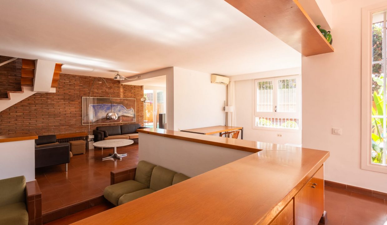 WhatsApp Image 2023-10-13 at 14.55.28(39)