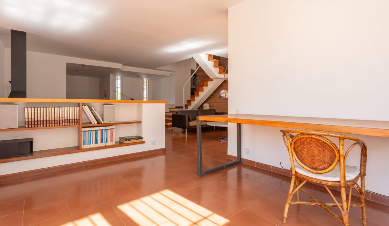 WhatsApp Image 2023-10-13 at 14.55.28(45)