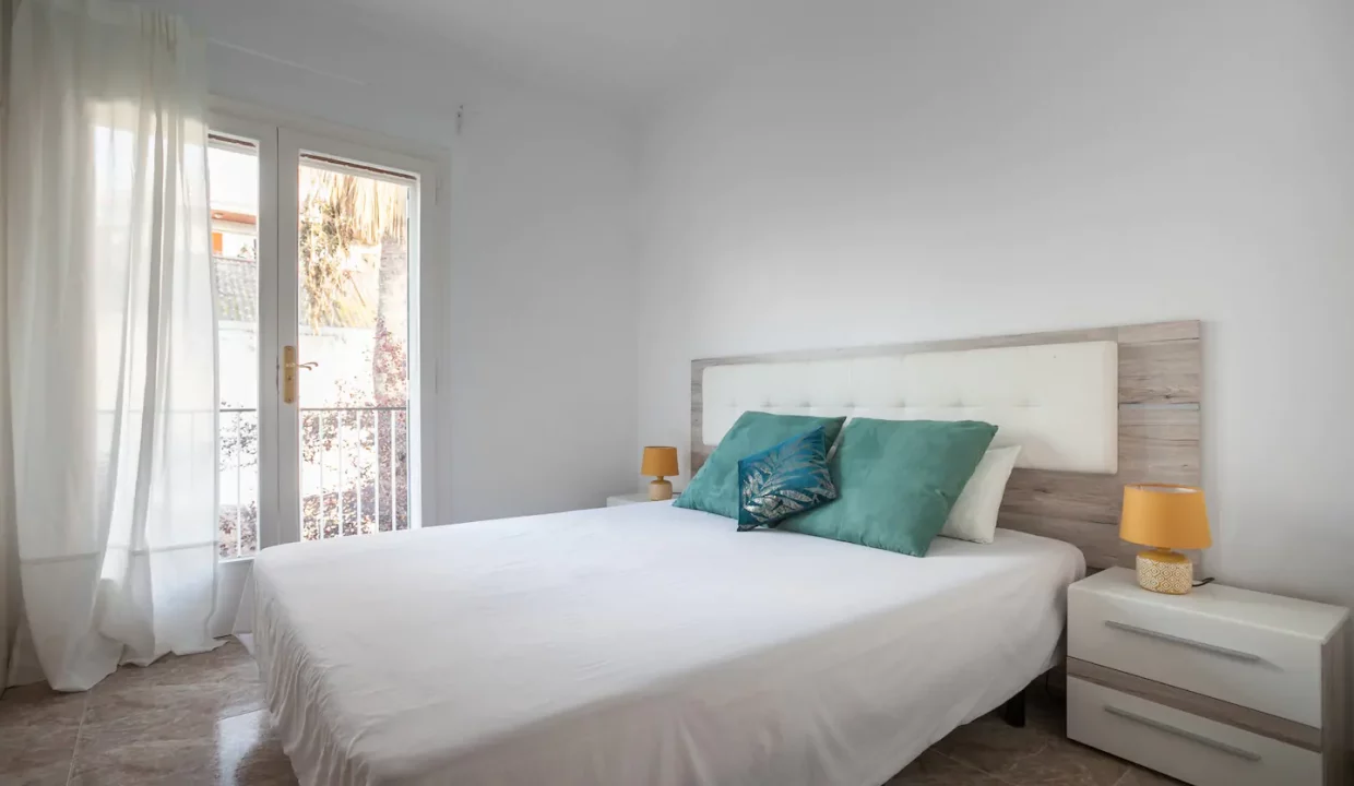 aa69a8ca-88d0-4ce9-8412-604bf1e60a0d