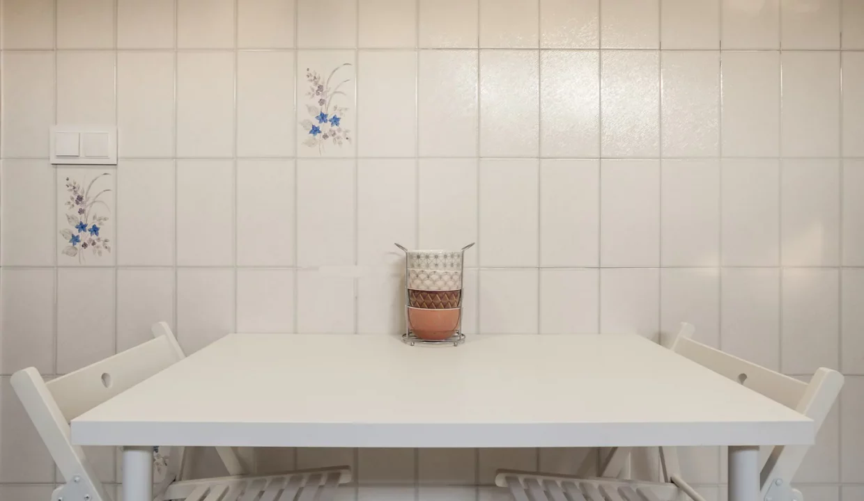 d405659d-b87e-4e1a-8ee7-d3e51c6e0118